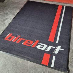BirelART Milieu mat 140×190